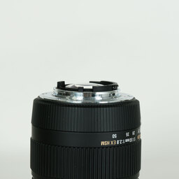 SIGMA 17-50mm F2.8 EX DC OS HSM (ニコンF用)