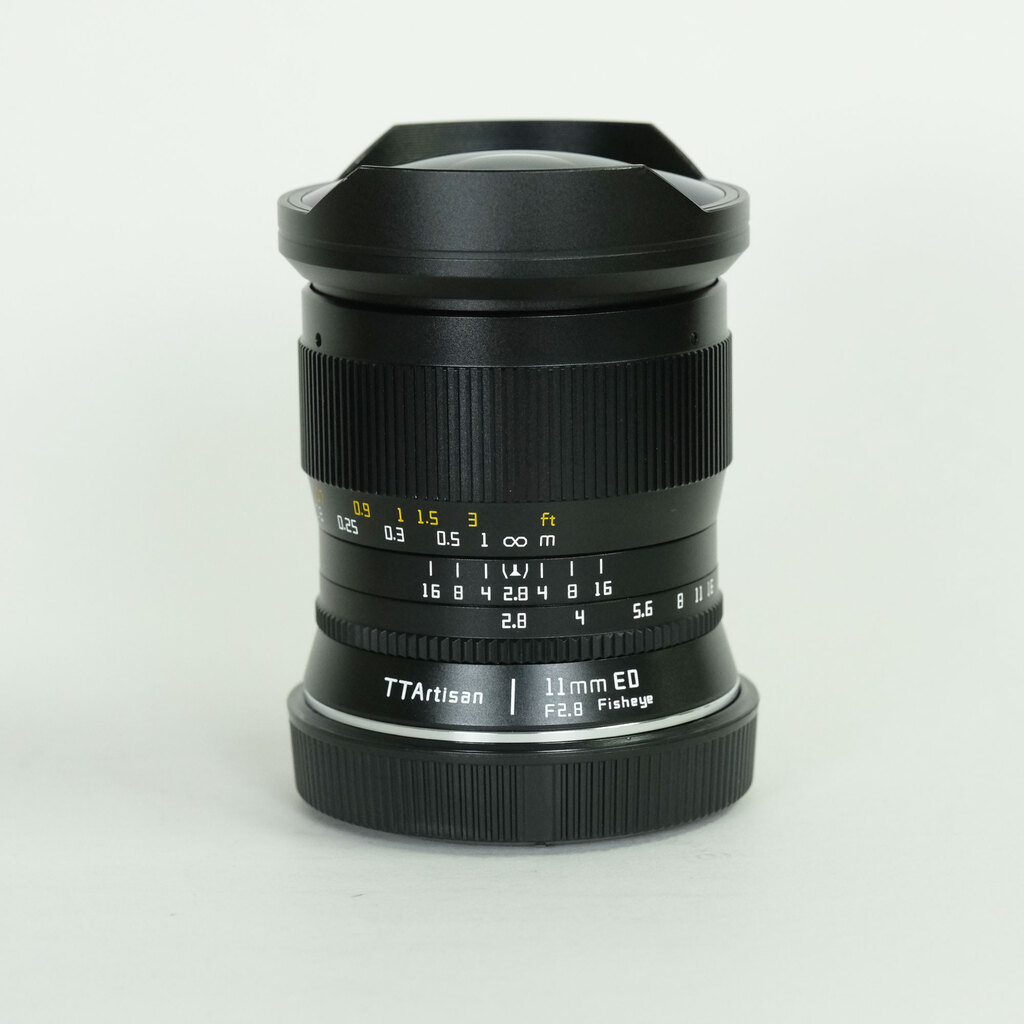 銘匠光学 TTArtisan 11mm F2.8 Fisheye (キヤノンRF用)