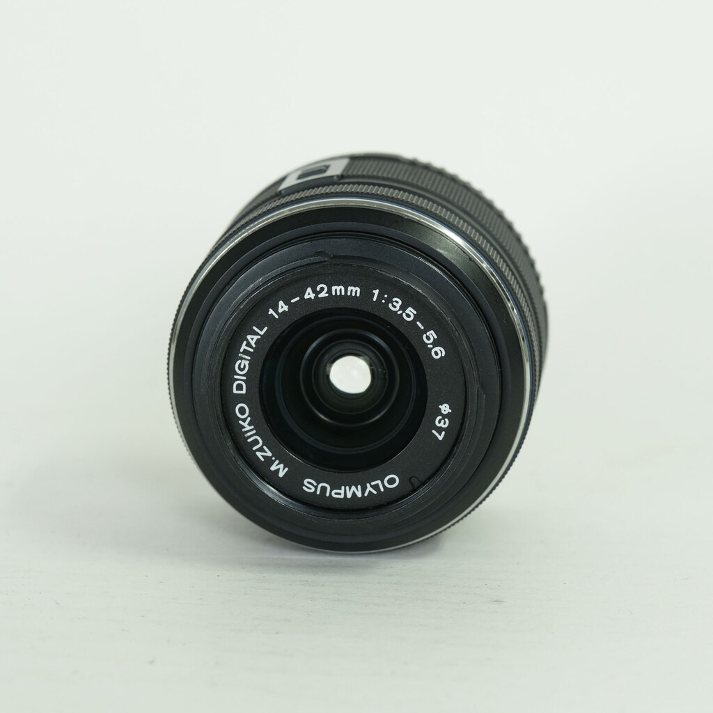 OLYMPUS M.ZUIKO DIGITAL 14-42mm F3.5-5.6IIR ブラック