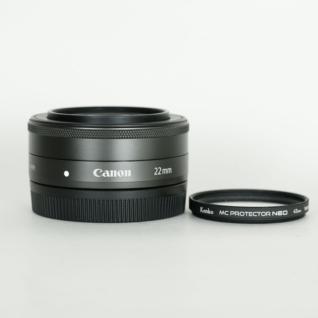 Canon EF-M22mm F2 STM Canon EF-M22mm F2 STM