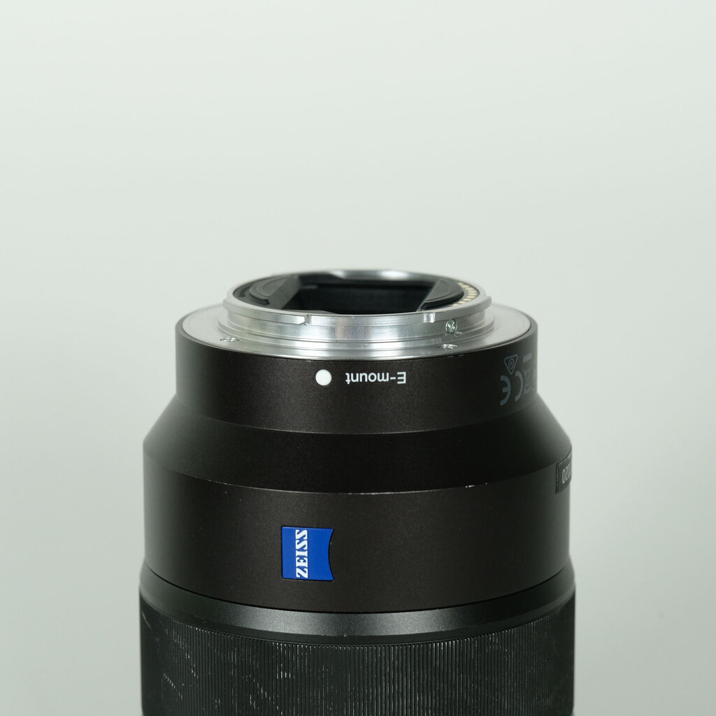 SONY Vario-Tessar T* FE 16-35mm F4 ZA OSS SEL1635Z SONY Vario-Tessar T* FE 16-35mm F4 ZA OSS SEL1635Z