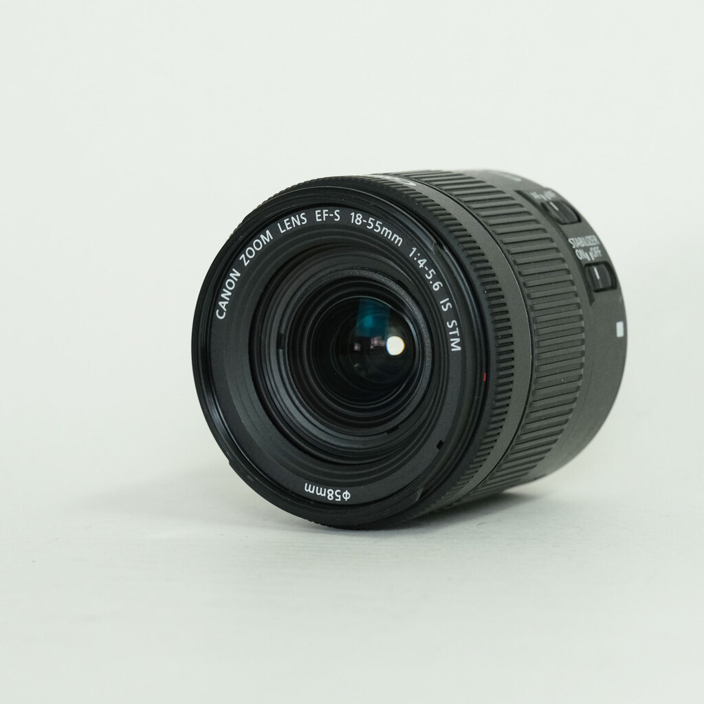 Canon EF-S18-55mm F4-5.6 IS STM