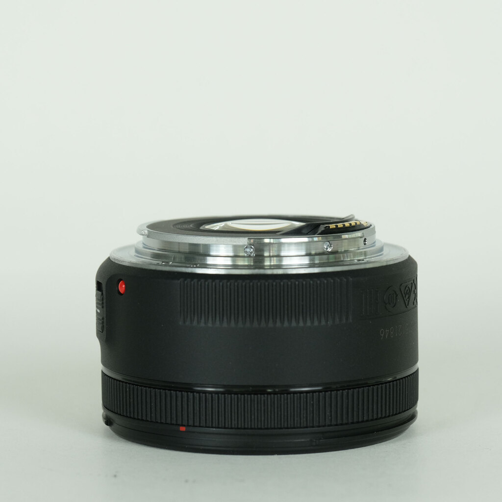 Canon EF50mm F1.8 STM Canon EF50mm F1.8 STM