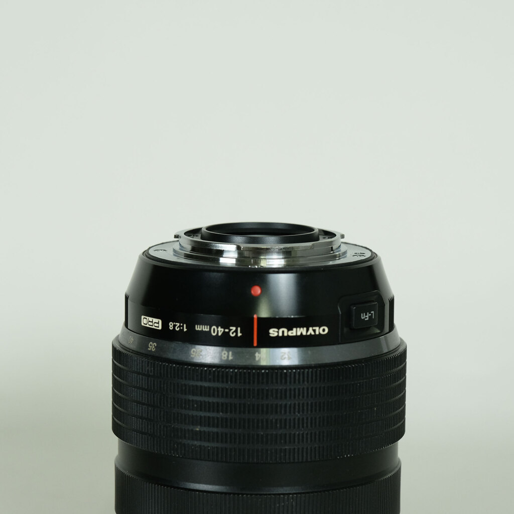 OLYMPUS M.ZUIKO DIGITAL ED 12-40mm F2.8 PRO