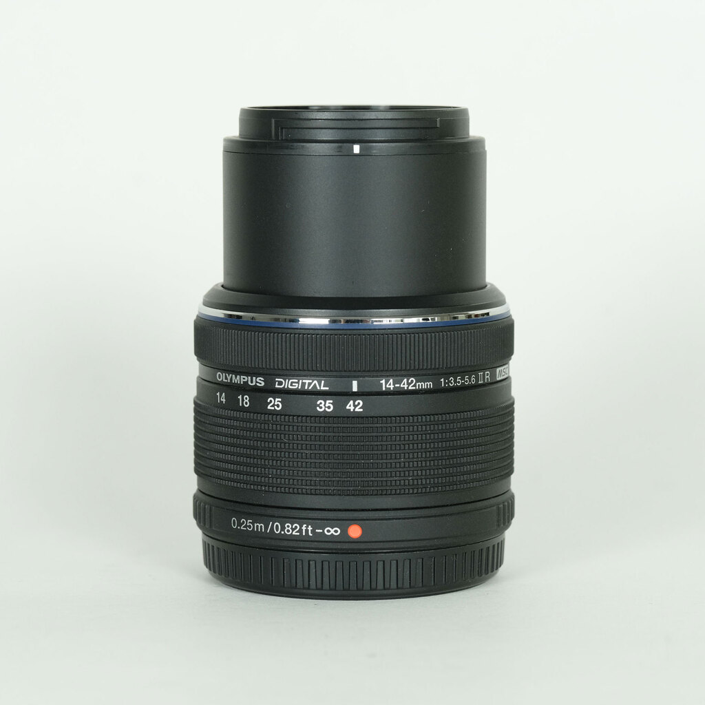 OLYMPUS M.ZUIKO DIGITAL 14-42mm F3.5-5.6IIR ブラック