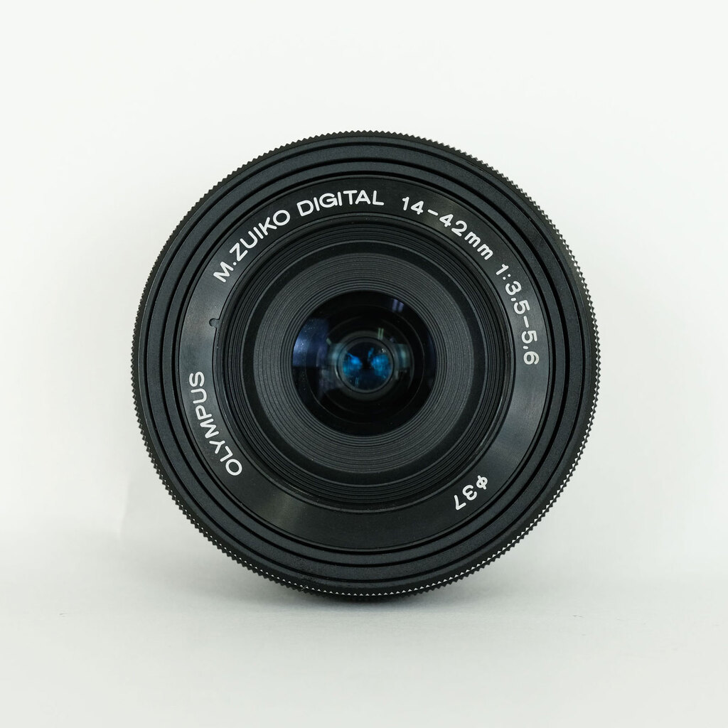 OLYMPUS M.ZUIKO DIGITAL ED 14-42mm F3.5-5.6 EZ ブラック