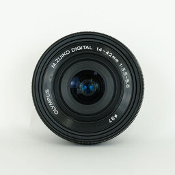 OLYMPUS M.ZUIKO DIGITAL ED 14-42mm F3.5-5.6 EZ ブラック