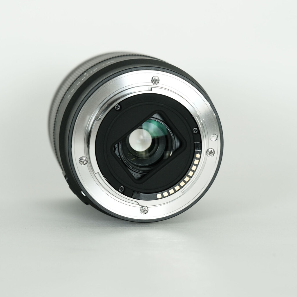 SONY E 18-135mm F3.5-5.6 OSS SEL18135