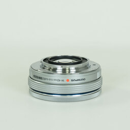 OLYMPUS M.ZUIKO DIGITAL ED 14-42mm F3.5-5.6 EZ シルバー