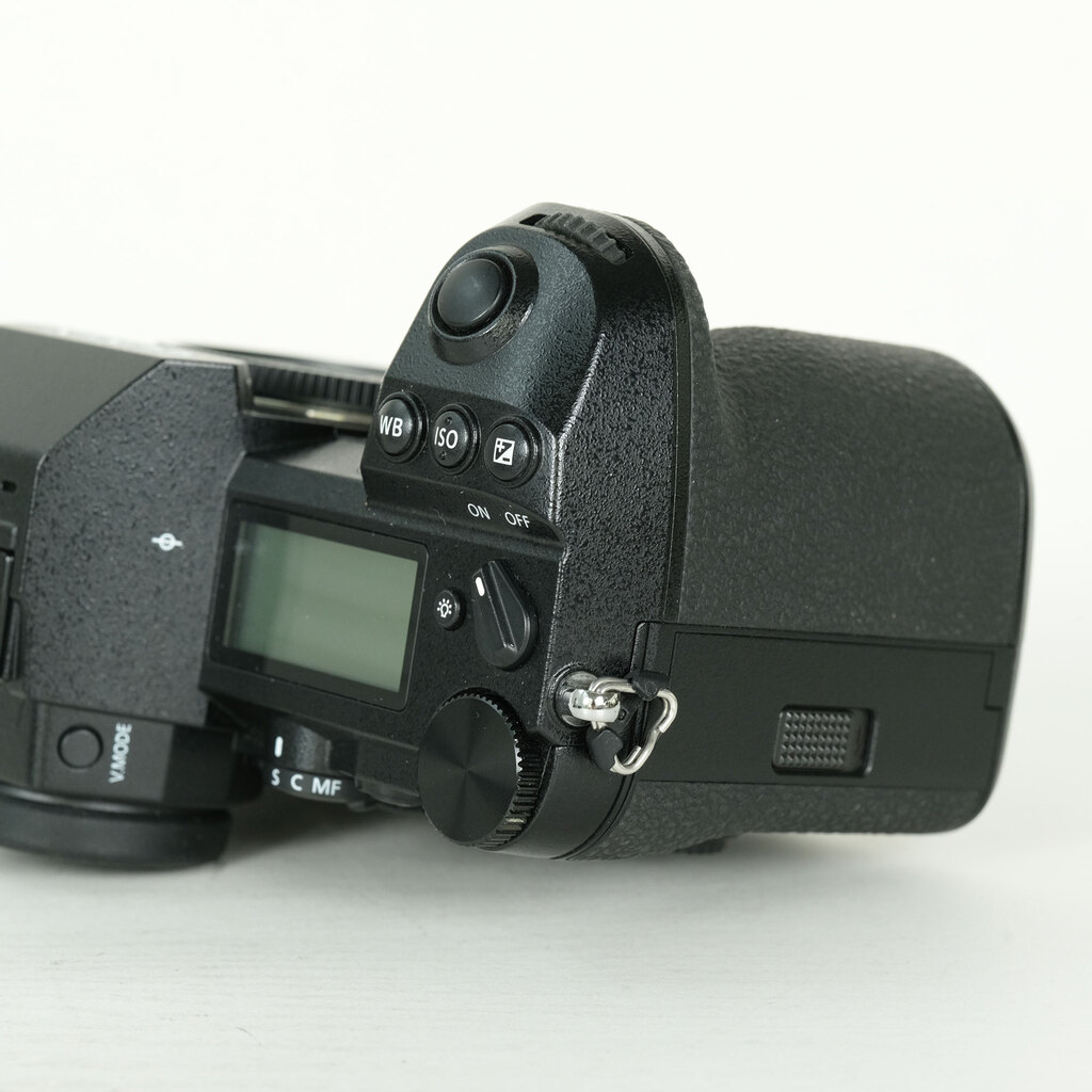 Panasonic LUMIX DC-S1 Panasonic LUMIX DC-S1