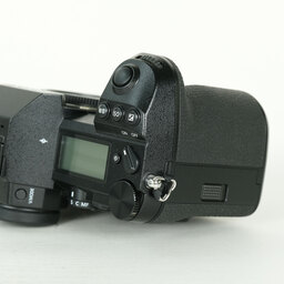 Panasonic LUMIX DC-S1 Panasonic LUMIX DC-S1