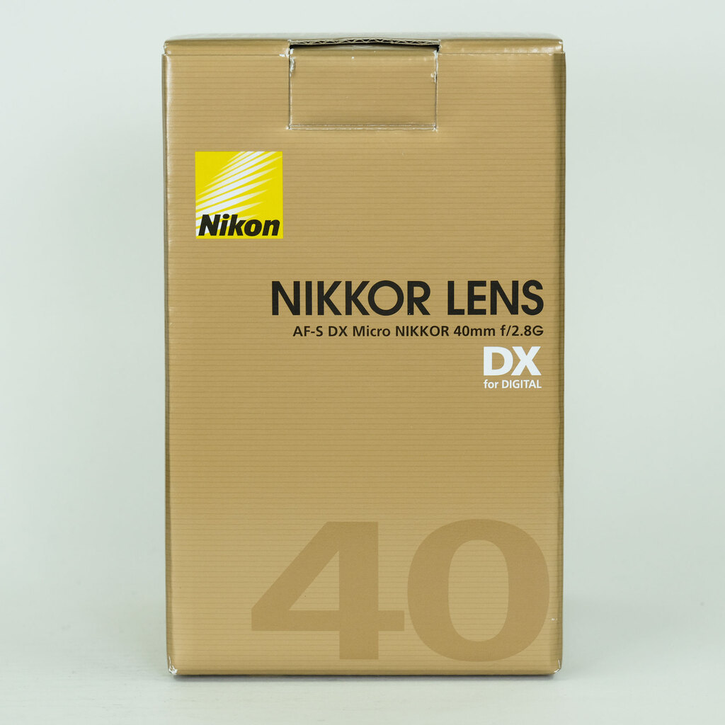 Nikon AF-S DX Micro NIKKOR 40mm f/2.8G