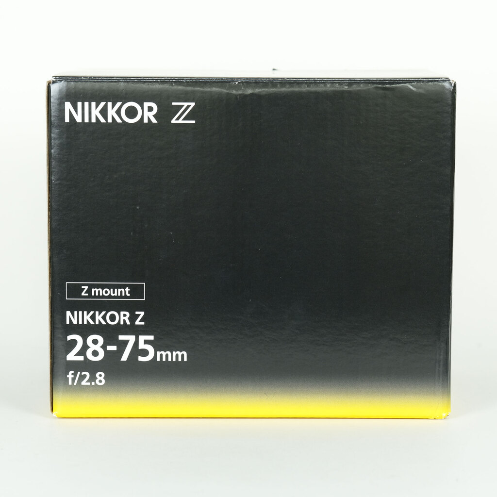 Nikon NIKKOR Z 28-75mm f/2.8 Nikon NIKKOR Z 28-75mm f/2.8