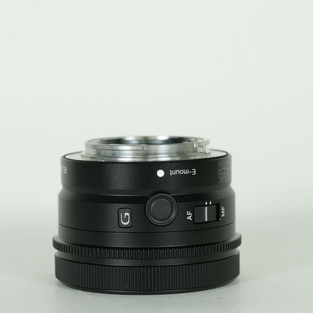 SONY FE 24mm F2.8 G SEL24F28Gの出品 | ONE SCENE（ワンシーン）