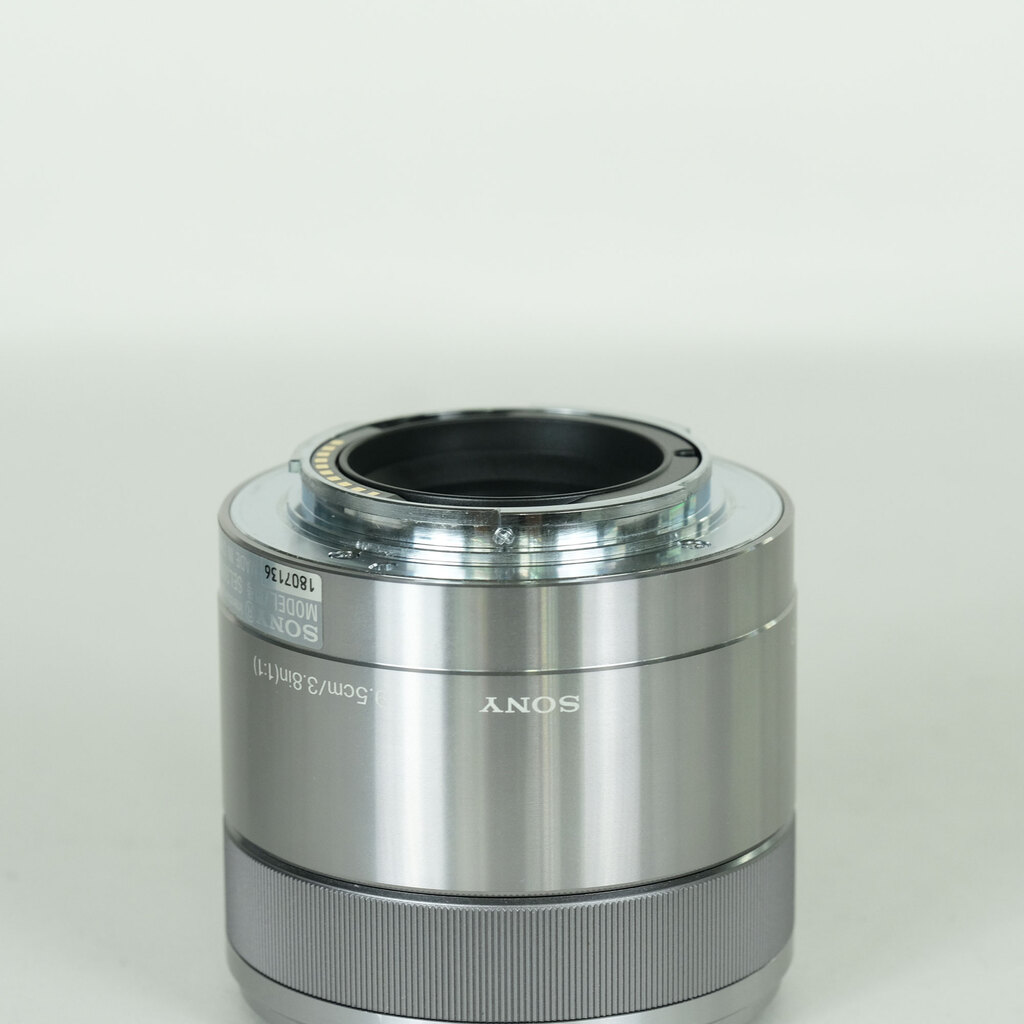SONY E 30mm F3.5 Macro SEL30M35の出品 | ONE SCENE（ワンシーン）