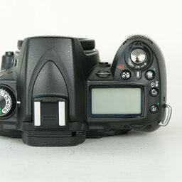 Nikon D90 ボディ