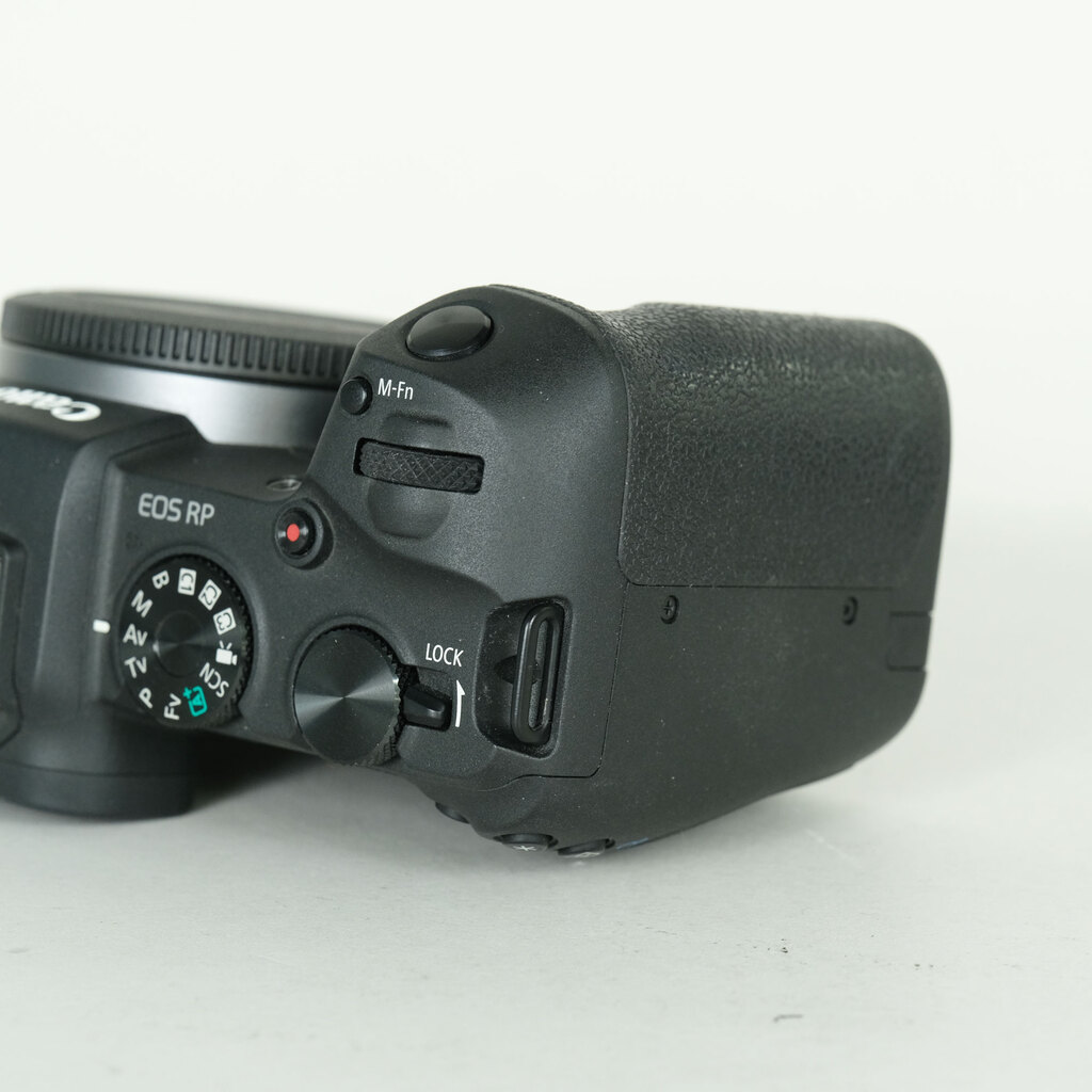 Canon EOS RPの出品 | ONE SCENE（ワンシーン）