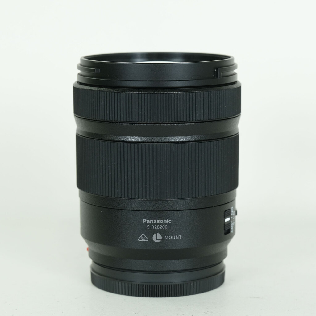 Panasonic LUMIX S 28-200mm F4-7.1 MACRO O.I.S.