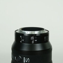 Nikon NIKKOR Z MC 105mm f/2.8 VR S Nikon NIKKOR Z MC 105mm f/2.8 VR S