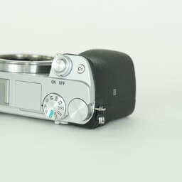 SONY α6400（ILCE-6400）