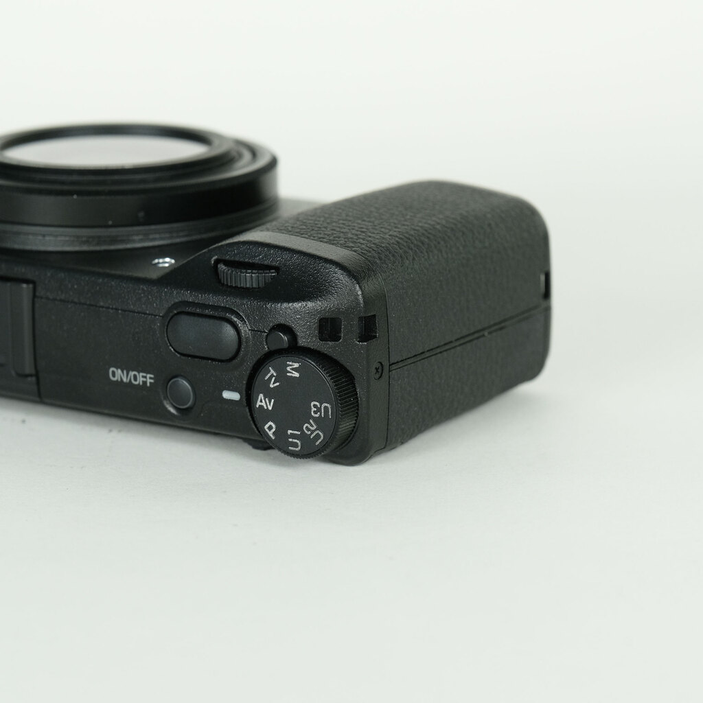 RICOH GR IIIx RICOH GR IIIx
