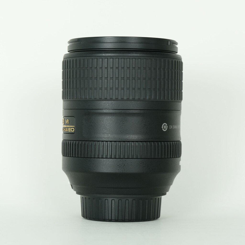 Nikon AF-S DX NIKKOR 18-300mm f/3.5-6.3G ED VR