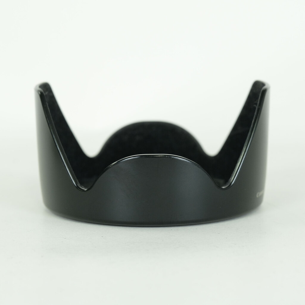 Canon EF-S18-200mm F3.5-5.6 IS