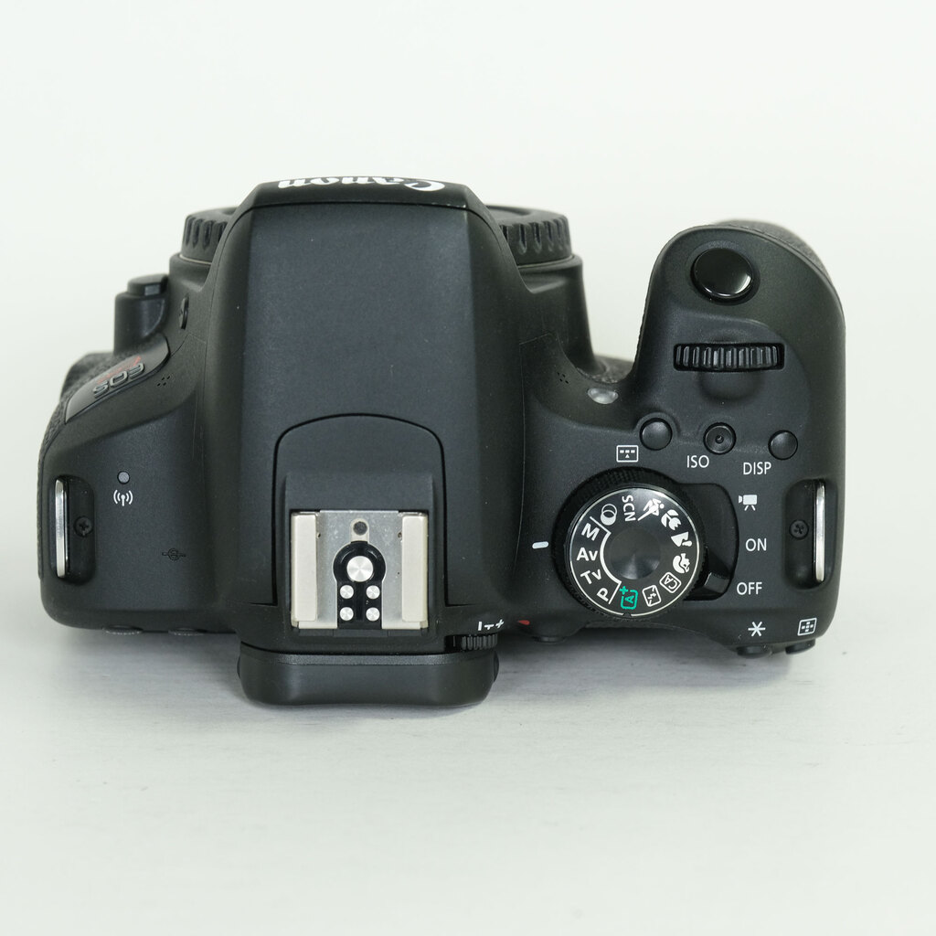 Canon EOS Kiss X9i