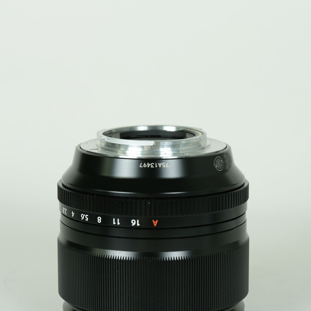 FUJIFILM XF56mmF1.2 R