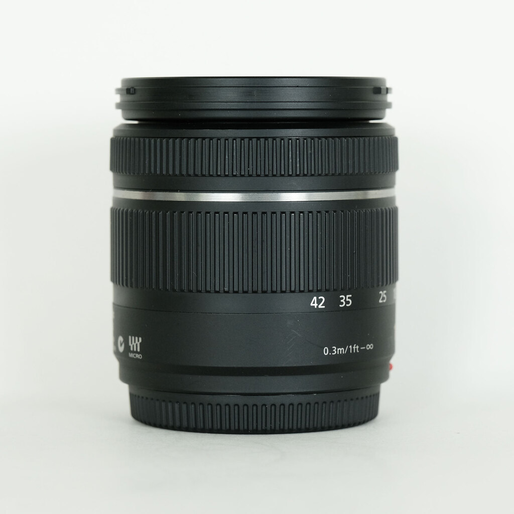 Panasonic LUMIX G VARIO 14-42mm F3.5-5.6 ASPH./MEGA O.I.S.