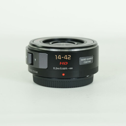 Panasonic LUMIX G X VARIO PZ 14-42mm / F3.5-5.6 ASPH. / POWER O.I.S.