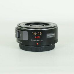 Panasonic LUMIX G X VARIO PZ 14-42mm / F3.5-5.6 ASPH. / POWER O.I.S. Panasonic LUMIX G X VARIO PZ 14-42mm / F3.5-5.6 ASPH. / POWER O.I.S.