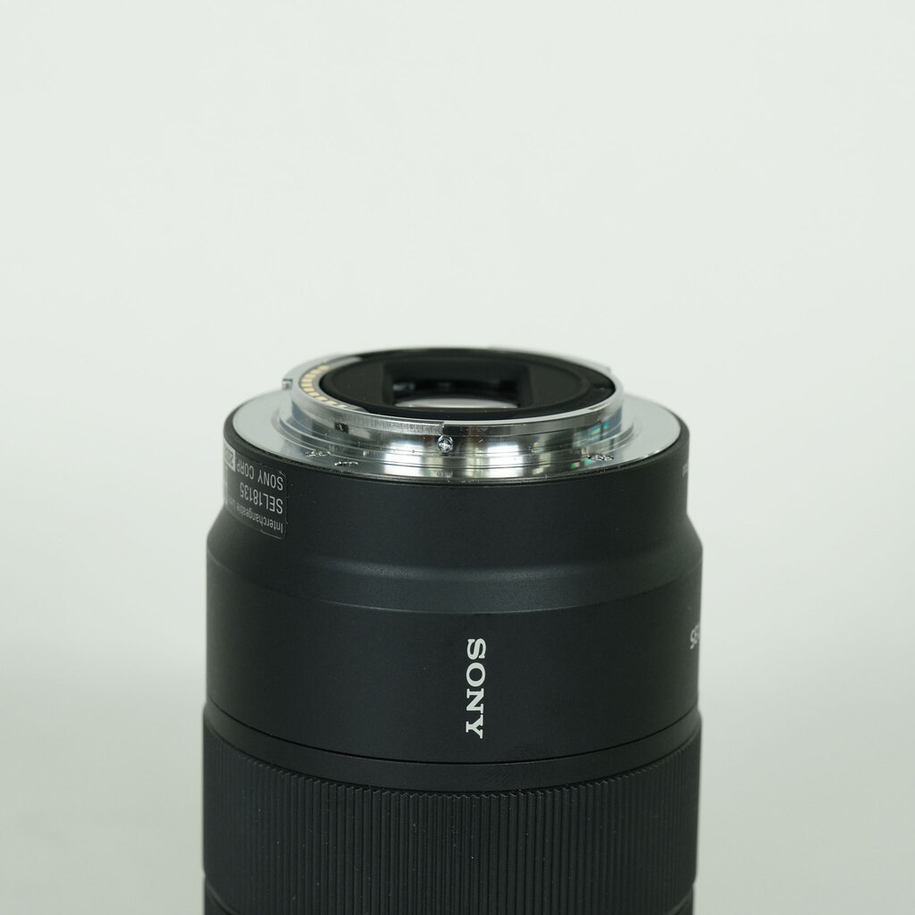 SONY E 18-135mm F3.5-5.6 OSS SEL18135の出品 | ONE SCENE（ワンシーン）