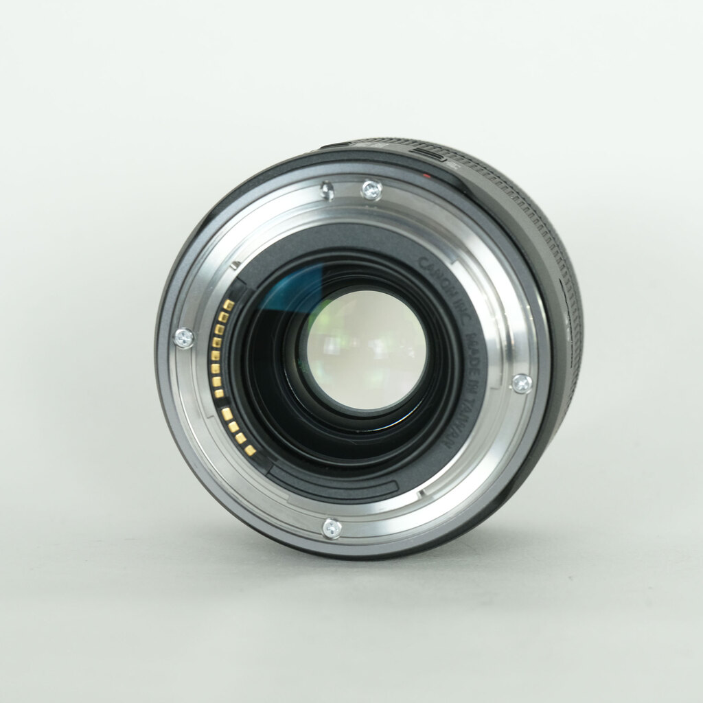 Canon RF35mm F1.8 MACRO IS STM