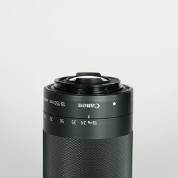 Canon EF-M18-150mm F3.5-6.3 IS STM