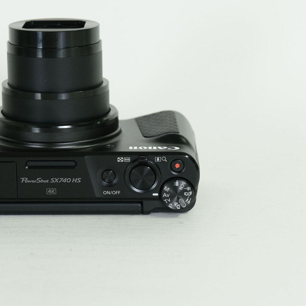 Canon PowerShot SX740 HS ブラック