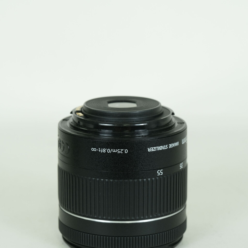 Canon EF-S18-55mm F4-5.6 IS STM