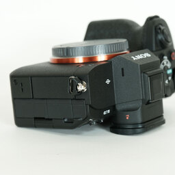 SONY α7 IV（ILCE-7M4）