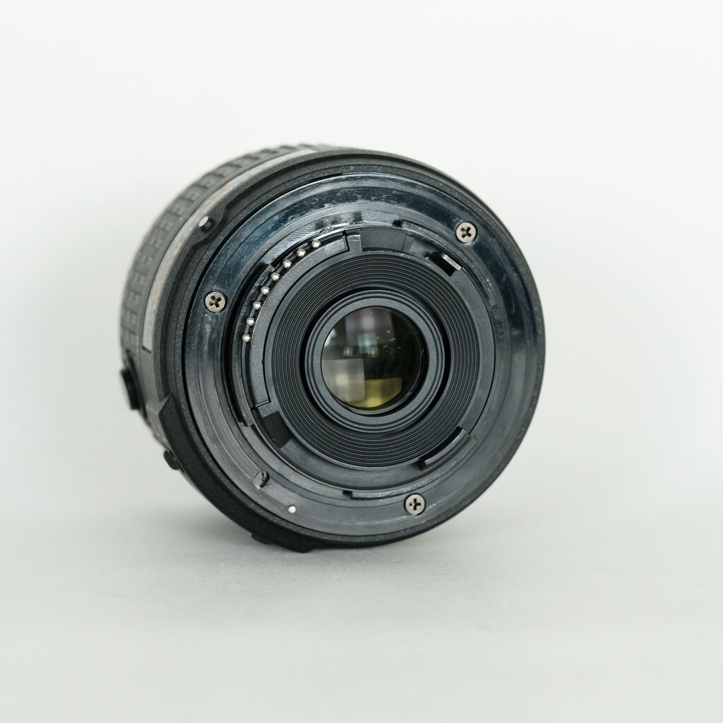 Nikon AF-S DX NIKKOR 18-55mm f3.5-5.6G VR II