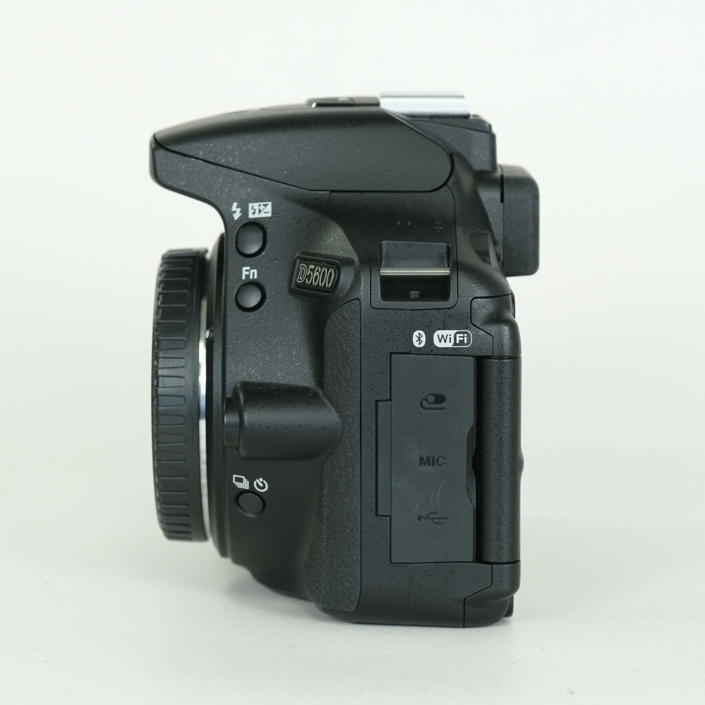 Nikon D5600