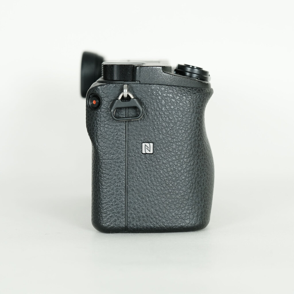 SONY α6400（ILCE-6400）