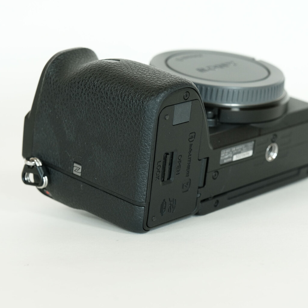 ソニー α6600 ボディ ILCE-6600 価格.com - SONY α6600 ILCE-6600 ボディ 価格比較