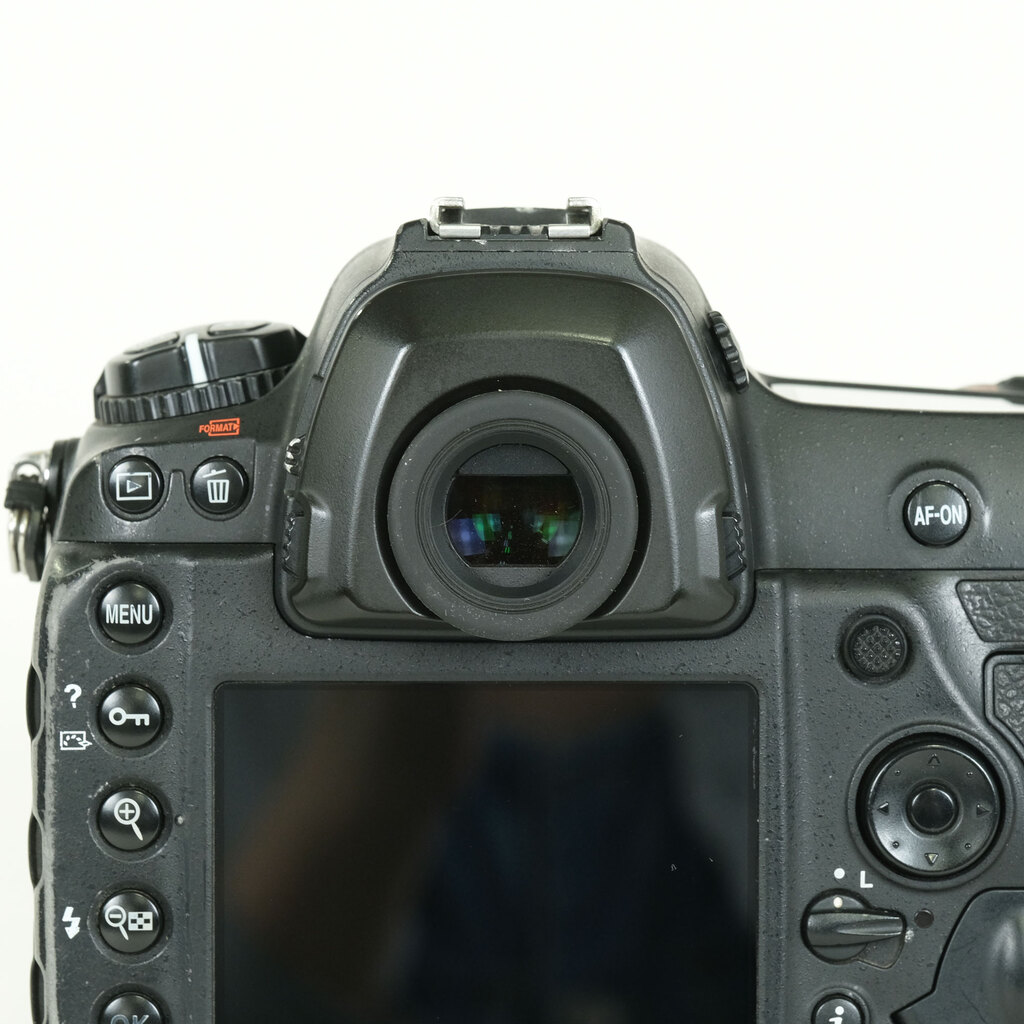 Nikon D5
