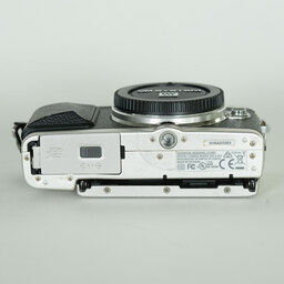 OLYMPUS PEN Lite E-PL7 ボディ シルバー