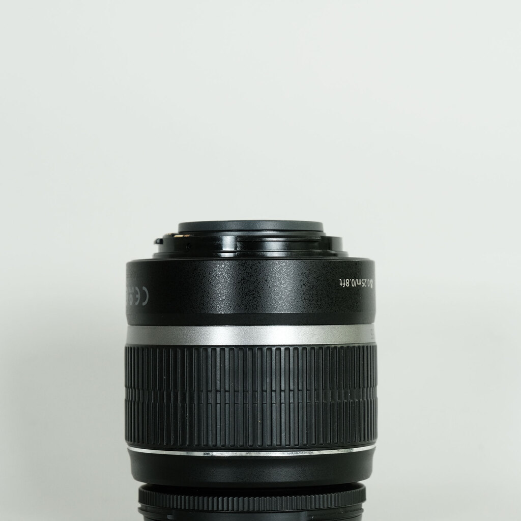 Canon EF-S18-55mm F3.5-5.6 IS