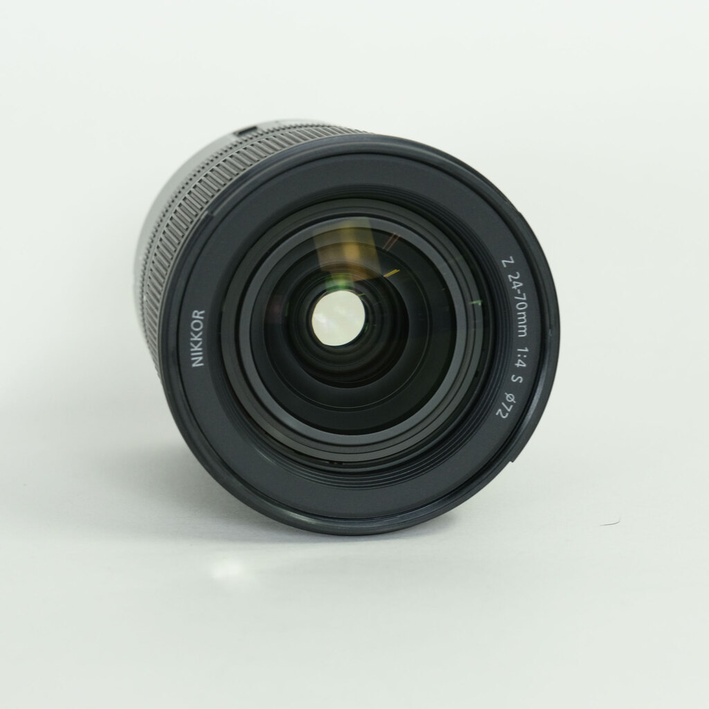Nikon NIKKOR Z 24-70mm f/4 S Nikon NIKKOR Z 24-70mm f/4 S