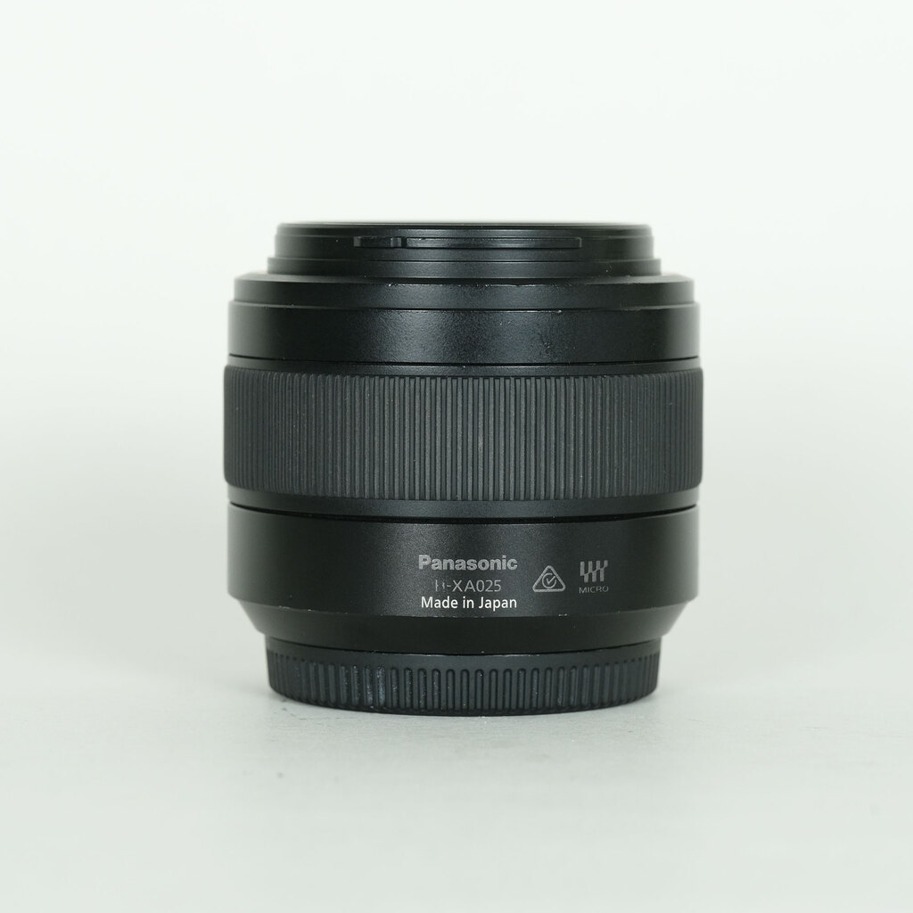 Panasonic LEICA DG SUMMILUX 25mm/F1.4 II ASPH. Panasonic LEICA DG SUMMILUX 25mm/F1.4 II ASPH.