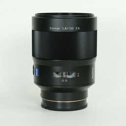 SONY Sonnar T* 135mm F1.8 ZA SAL135F18Z