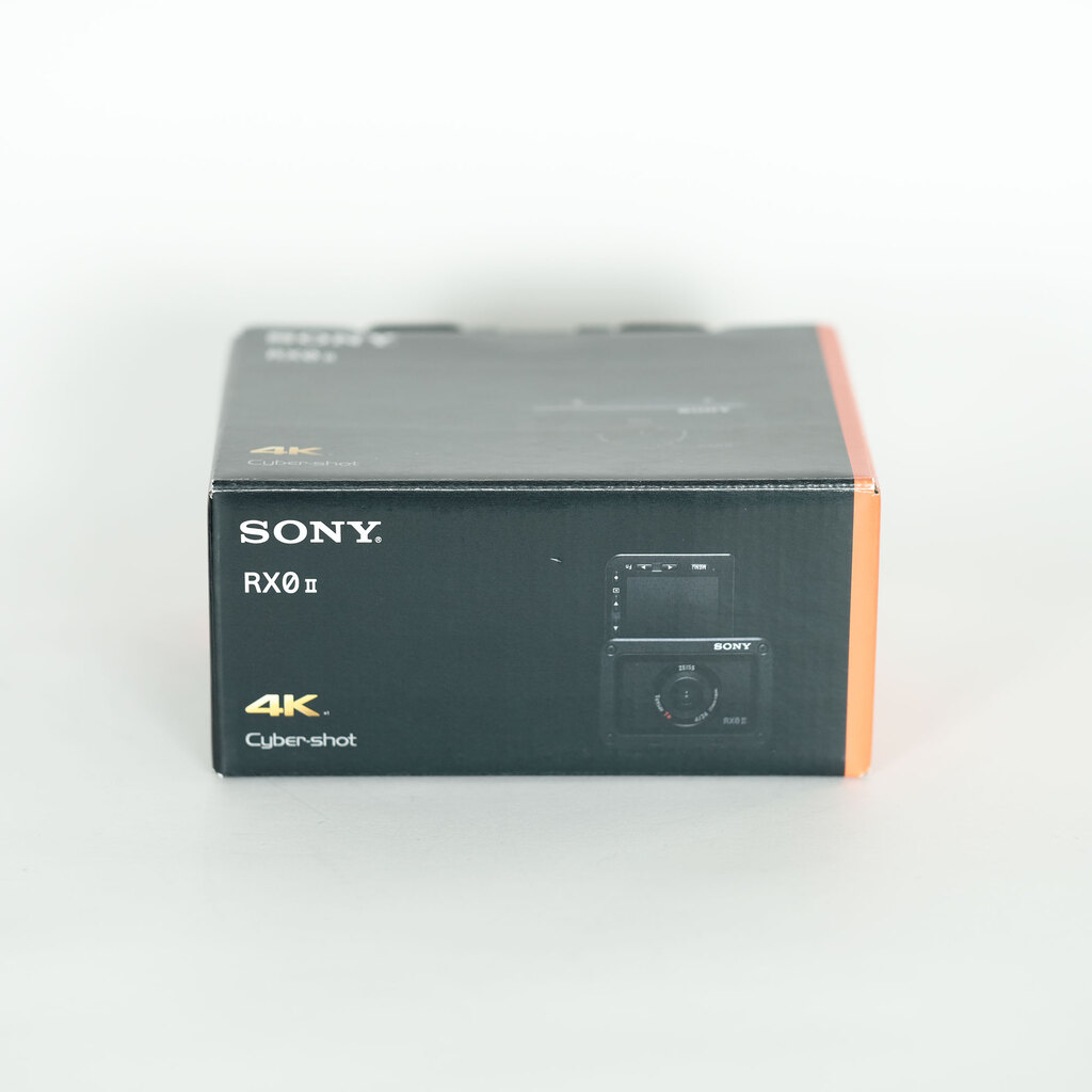 SONY Cyber-shot DSC-RX0M2