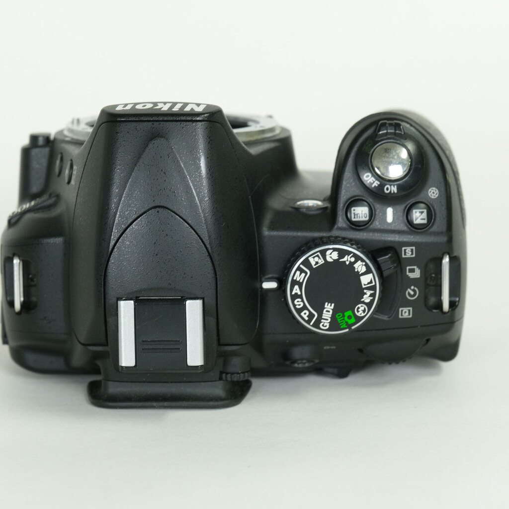 Nikon D3100 ボディ
